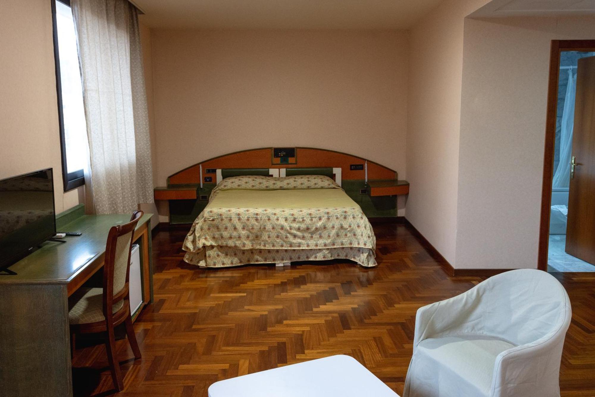 Hotel San Nicola Lagonegro Exterior photo